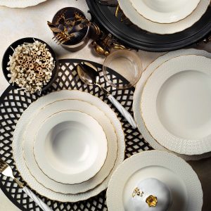 طقم صحون 24 قطعة – زخرفة نباتية – صناعة تركية