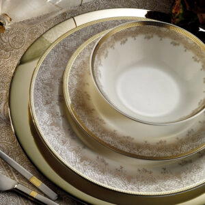 طقم صحون طعام 62 قطعة منقوش - صناعة تركية