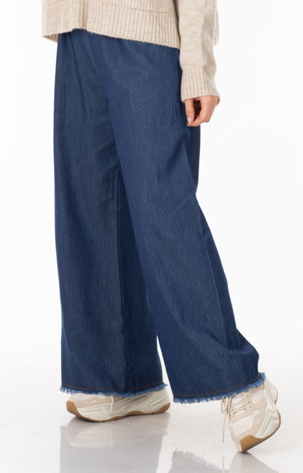 بنطال نسائي جينز تصميم حديث و رائع – صناعة تركية