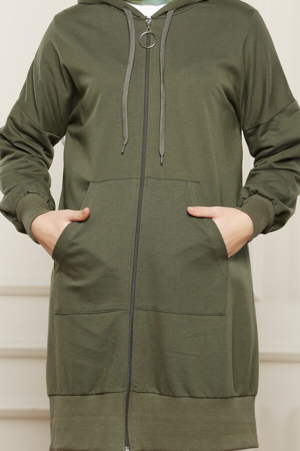 سترة نسائية صوفية خضراء (زيتية) - صناعة تركية