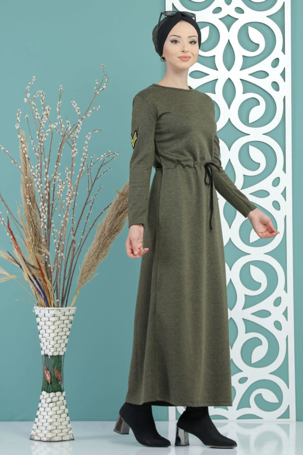 ملابس رياضية نسائية خضراء (زيتية) تصميم حديث و رائع – صناعة تركية