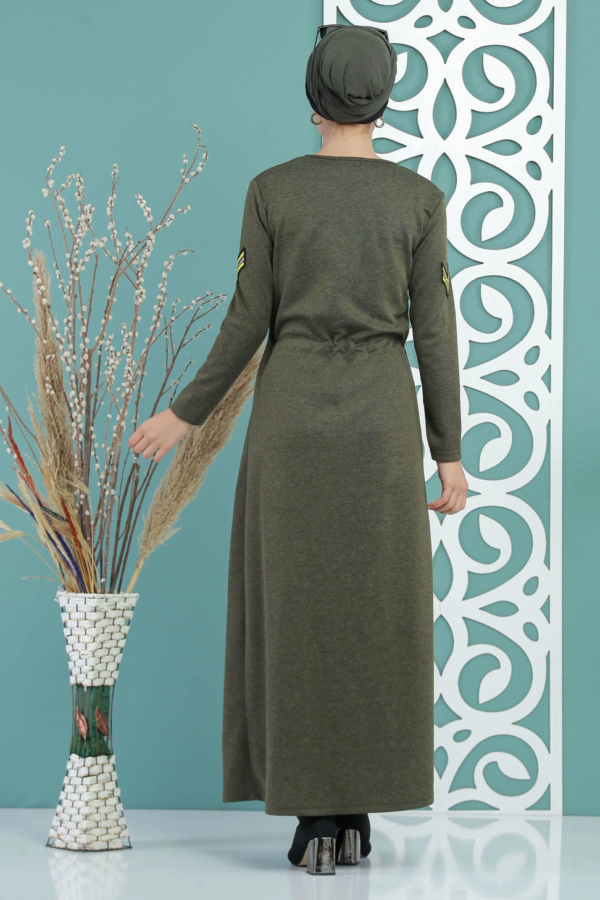 ملابس رياضية نسائية خضراء (زيتية) تصميم حديث و رائع – صناعة تركية