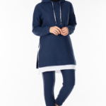 ملابس رياضية نسائية زرقاء داكنة تصميم رائع و جذاب – صناعة تركية