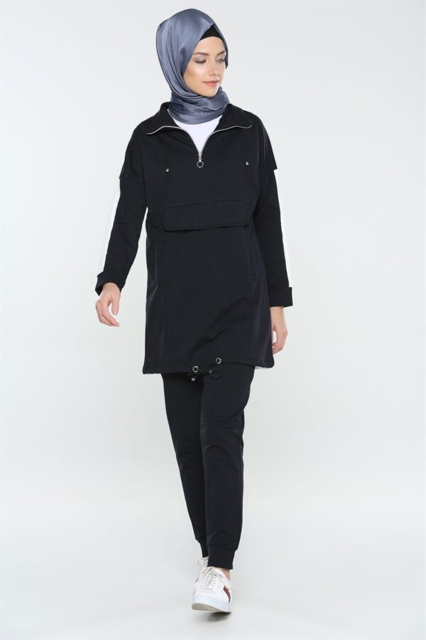 ملابس رياضية نسائية سوداء مخططة - صناعة تركية