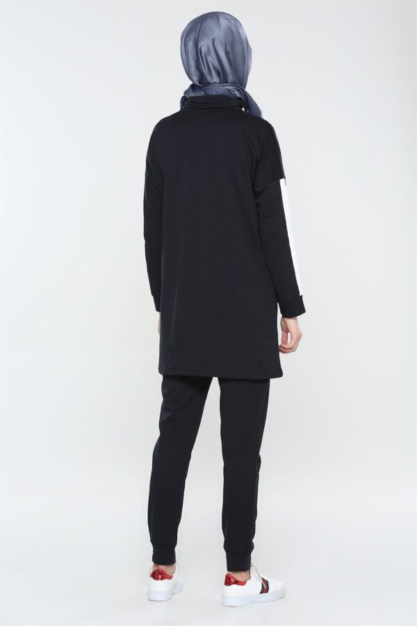 ملابس رياضية نسائية سوداء مخططة - صناعة تركية