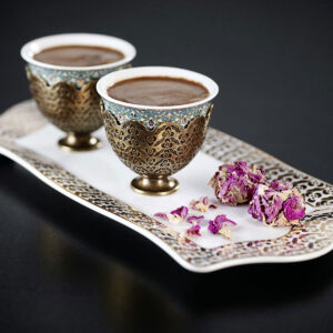 طقم فناجين قهوة عربية تصميم راقي وحديث مع صينية تقديم راقية ومزخرفة - صناعة تركية