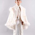 طقم ملابس للأولاد بيج فاتح منقوش .. تصميم عثماني – صناعة تركية