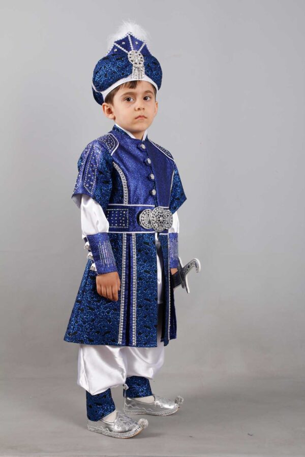 طقم ملابس للأولاد كحلي داكن منقوش .. تصميم عثماني – صناعة تركية