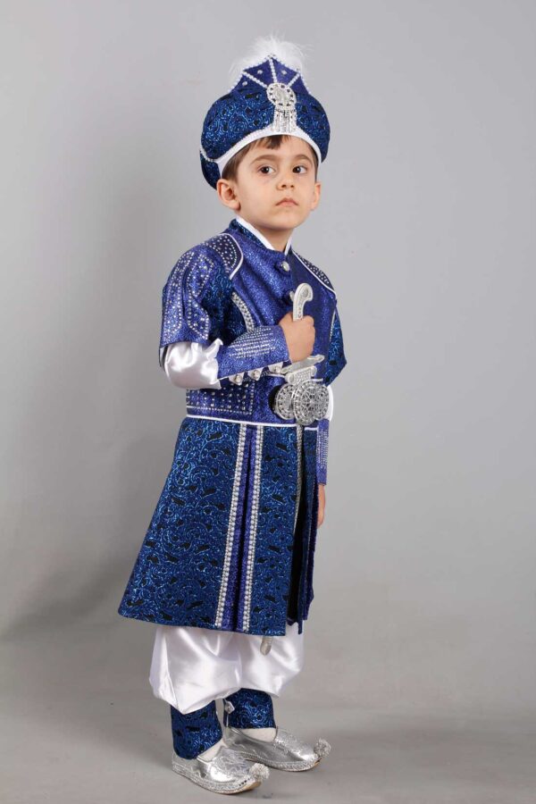 طقم ملابس للأولاد كحلي داكن منقوش .. تصميم عثماني – صناعة تركية