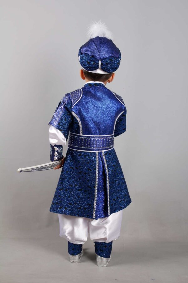 طقم ملابس للأولاد كحلي داكن منقوش .. تصميم عثماني – صناعة تركية