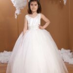 فستان بناتي عرايسي أبيض .. موديل وتصميم حديث صناعة تركية