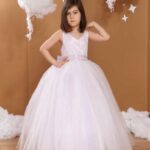 فستان مناسبات أبيض للبنات .. موديل وتصميم حديث صناعة تركية