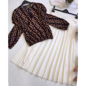 بلوزة مع تنورة بيضاء تصميم رائع وجذاب – صناعة تركية