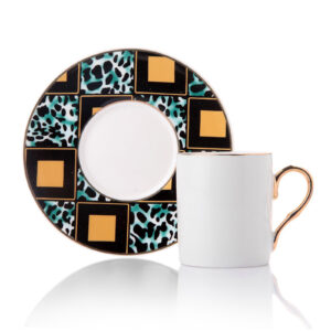 طقم فناجين قهوة أبيض مع أطباق ملونة تصميم راقي وحديث – صناعة تركية