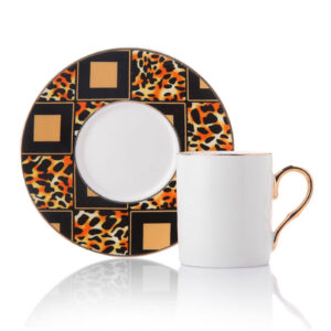 طقم فناجين قهوة أبيض مع أطباق ملونة تصميم راقي وحديث – صناعة تركية