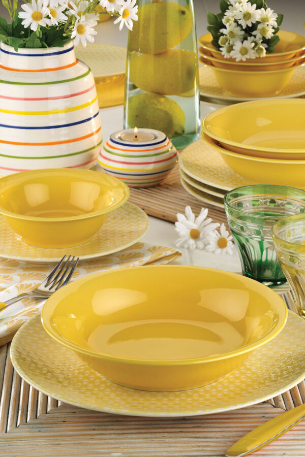 Porcelain dinner set, decorated with a modern design and colors , 24 pieces – Turkish Product