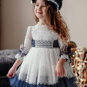 فستان أفراح بناتي أبيض وأزرق مطرز بتصميم جميل و جذاب – صناعة تركية