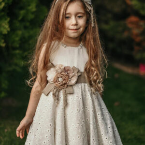 فستان مناسبات بناتي بيج مطرز بتصميم جميل و جذاب – صناعة تركية