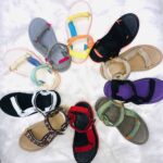 صندل نسائي متعدد الألوان بتصميم عصري جذاب - صناعة تركية - بالجملة