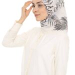 حجاب نسائي مع طبعات على شكل أوراق الشجر بتصميم عصري وأنيق / صناعة تركية - بيع بالجملة