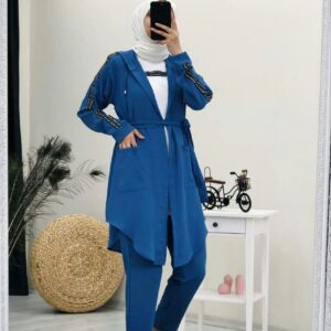 طقم نسائي 3 قطع بتصميم حديث ورائع / صناعة تركية - بيع بالجملة