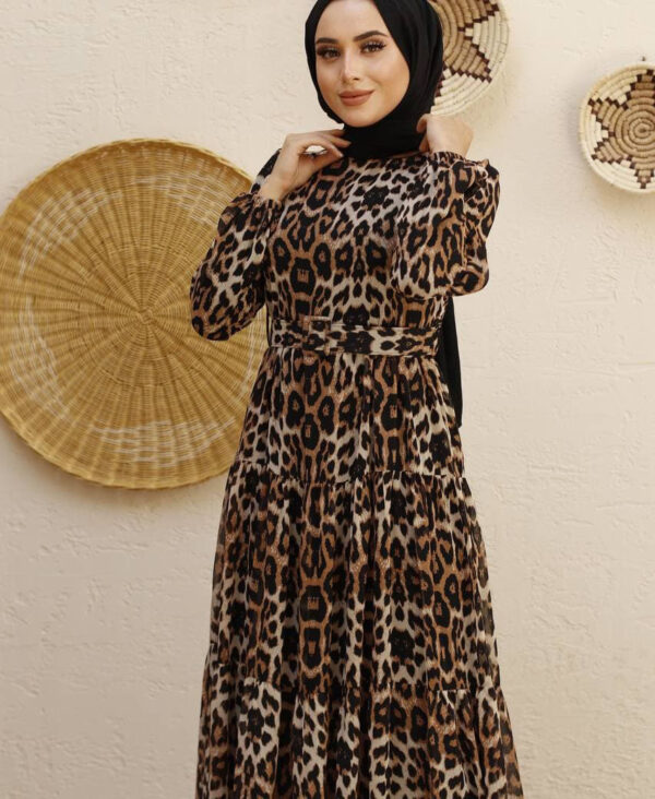 فستان نسائي مع حزام للخصر موديل جديد بتصميم أنيق ورائع / صناعة تركية - بيع بالجملة